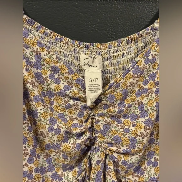 7 - Japan Floral Ruching Top - Picture 3 of 3